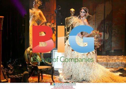 Franck Sorbier Fashion Show - Spring Summer Haute Couture 2007