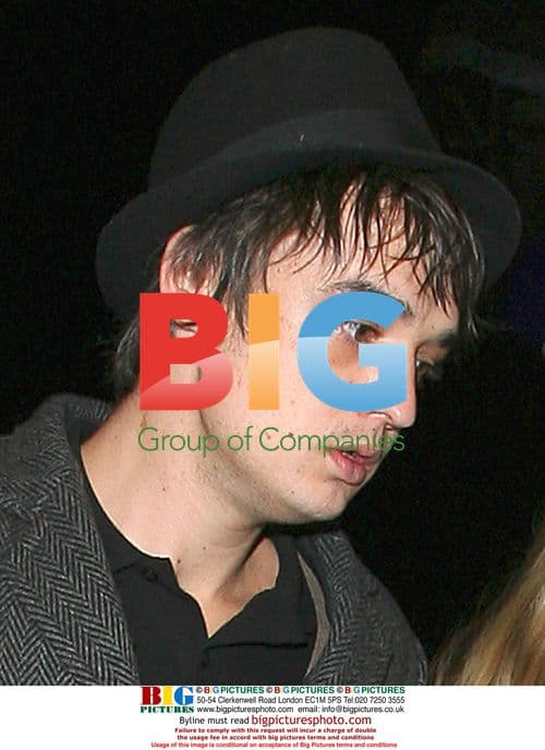 Kate Moss and Pete Doherty go to movie