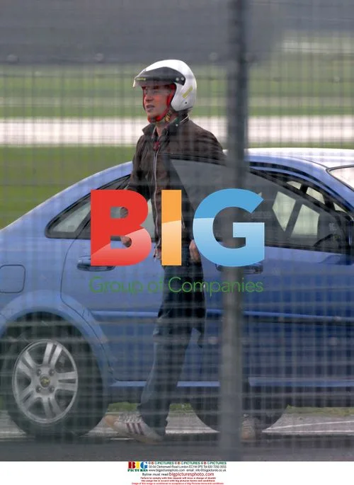 Jamie Oliver Races 'Reasonably-Priced Car' on Top Gear