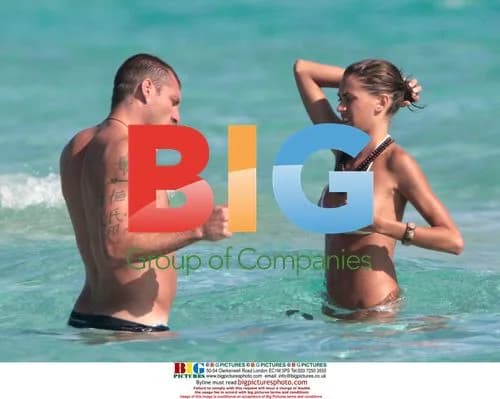 Cristian Vieri and Melissa Satta on Beach