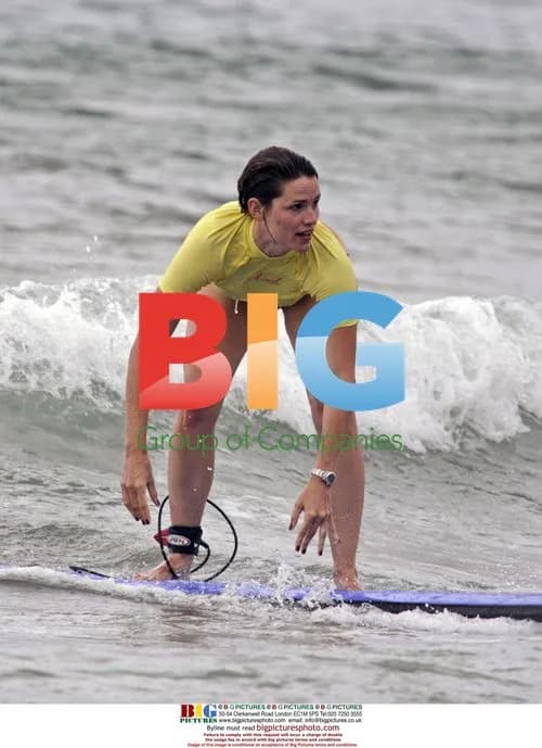 Ben Affleck and Jennifer Garner Surf in Hawaii