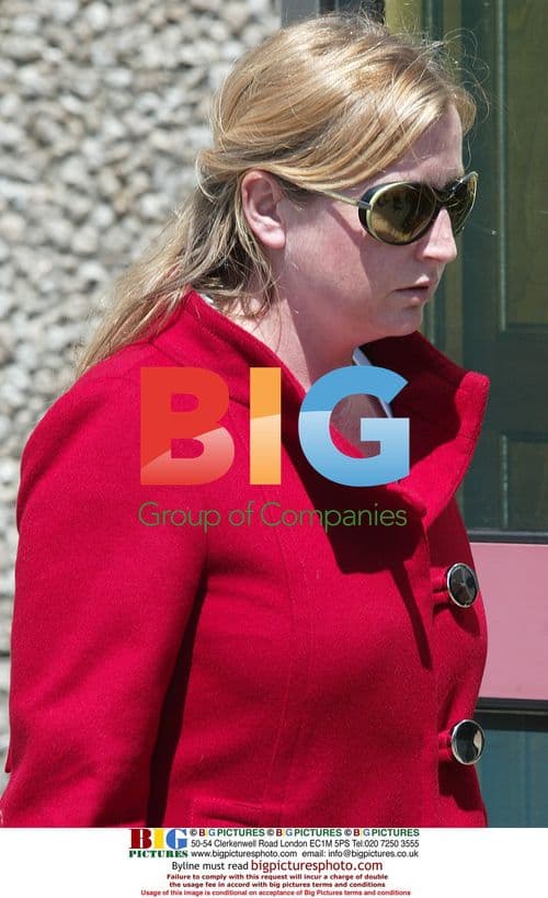 Heather Mills\'s Sister Fiona Arrives at Court