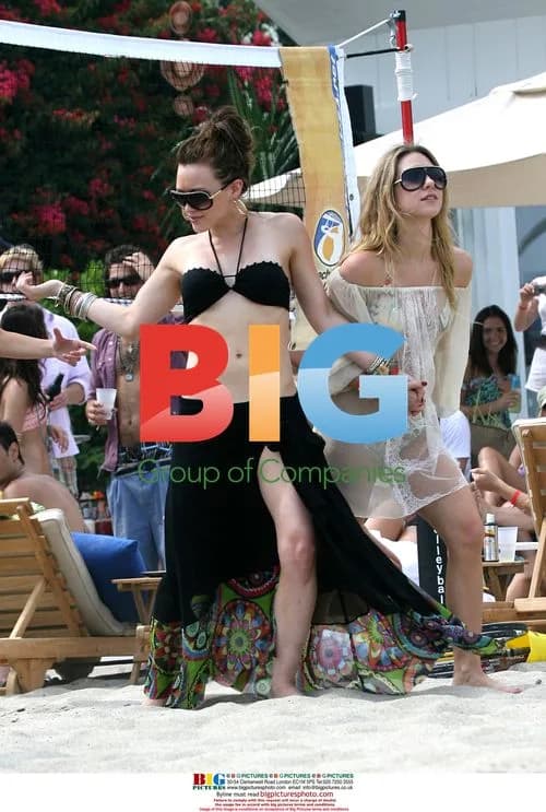 Hilary Duff, Hayley Duff, Jenner, Best and Stewart Celebrate 4th of July