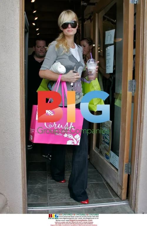 Paris & Nicky Hilton Enjoy 4th of July in Malibu
