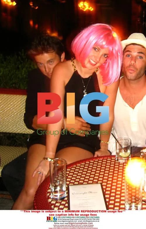 Britney Spears wears hot pink wig