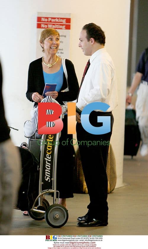 Mary Lee Mapother at LAX