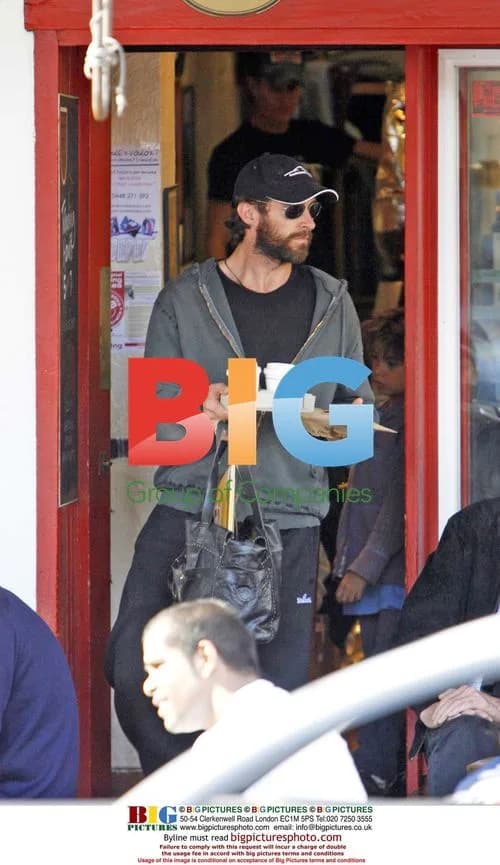 Hugh Jackman with Family in Sydney