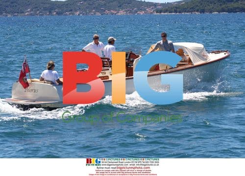 Irina Abramovich and family on yacht