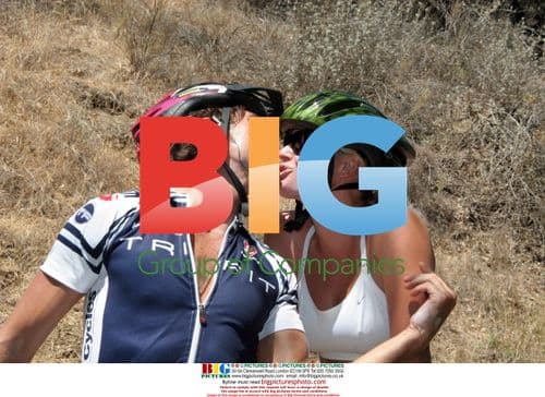 Jerry O'Connell and Rebecca Romijn Bike Ride