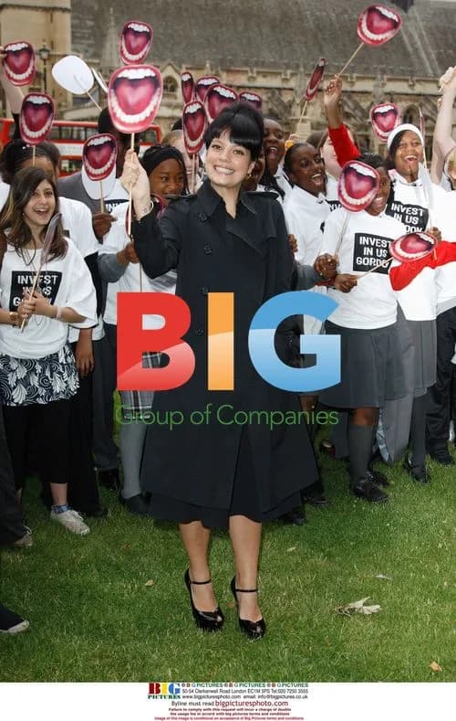 Lily Allen & Oona King at Youth Review Photocall