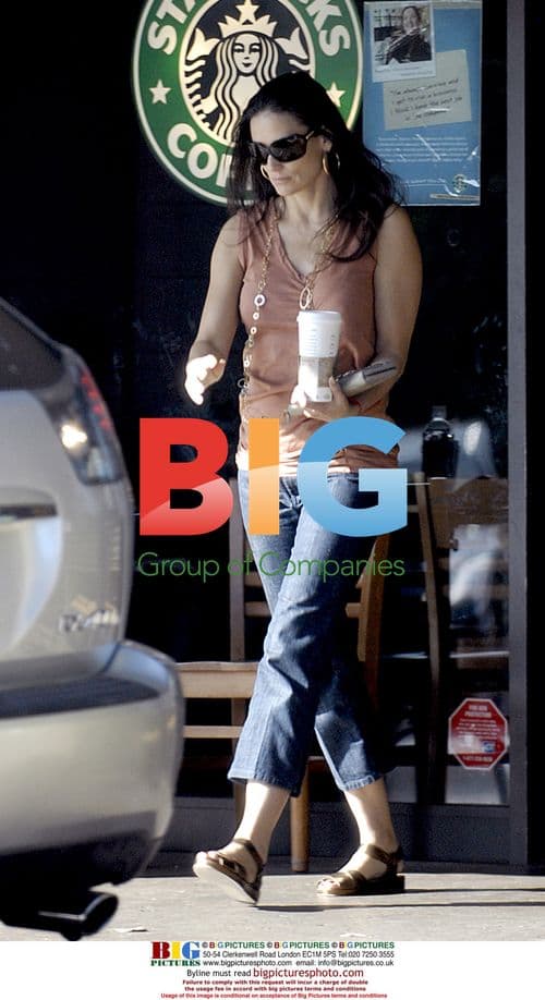 Demi Moore and daughter Tallulah get coffee