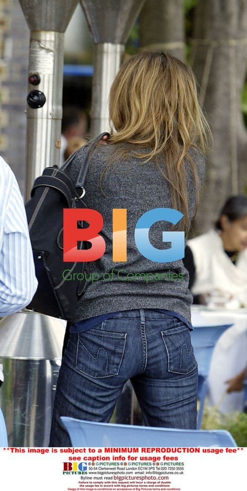 Hugh Grant and Jemima Khan have lunch in London