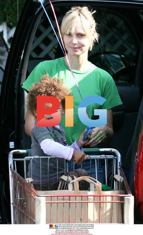 Heidi Klum's Sunday Shopping Trip