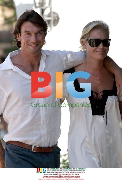 Newlyweds Rebecca Romijn and Jerry O'Connell