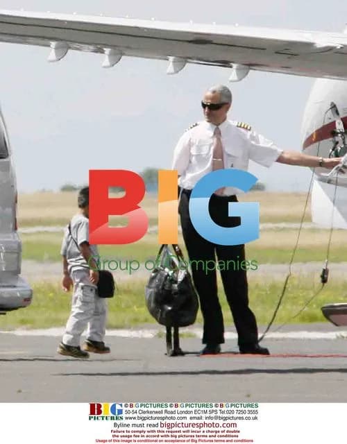 Pitt-Jolie Family Boards Private Plane for Paris Trip