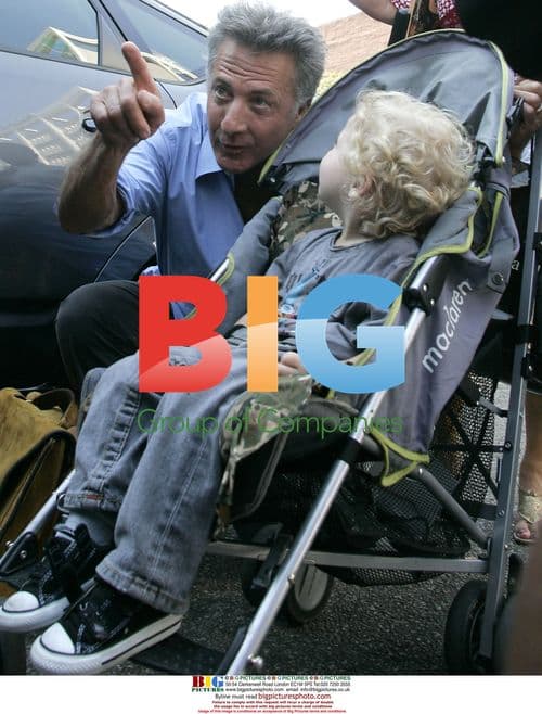 Dustin Hoffman leaves The Ivy in Beverly Hills