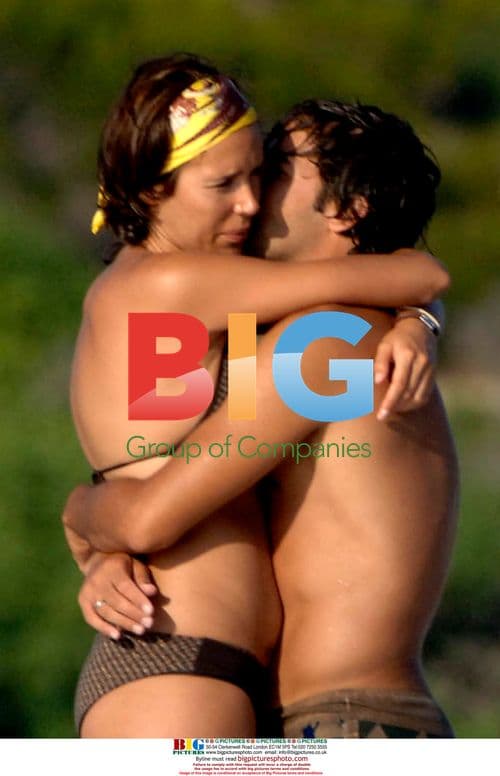 Footballer Raul Gonzalez and wife vacation in Menorca