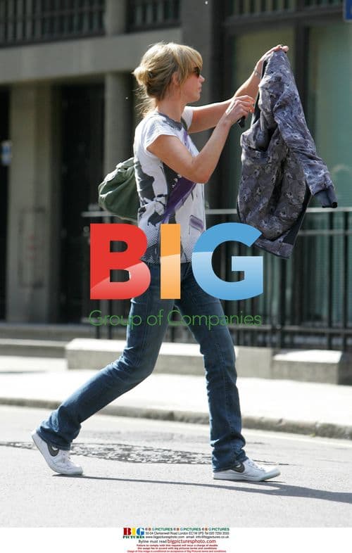 BBC DJ Sara Cox out in London