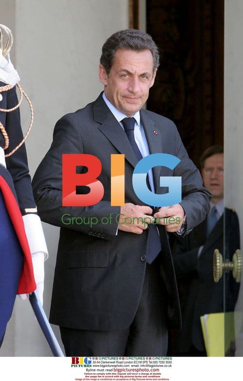 Sarkozy Meets with Prince Albert II