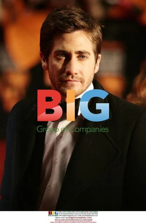 Jake Gyllenhall Arrives at BAFTA Awards