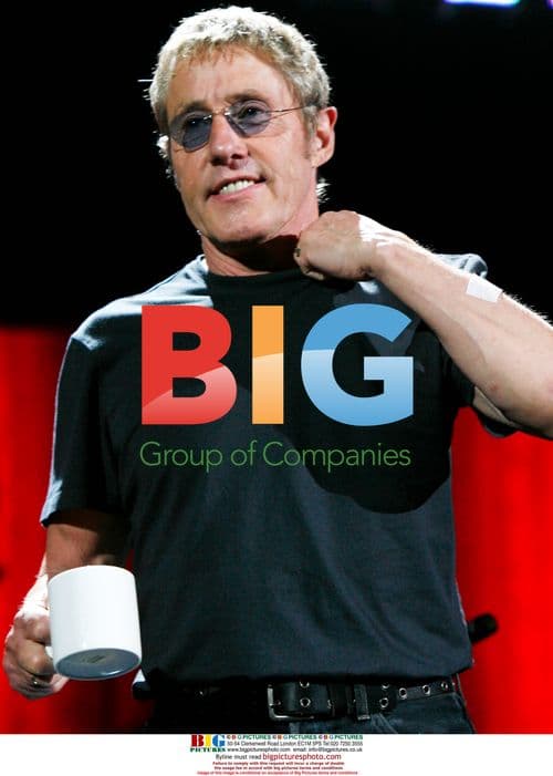 Roger Daltrey Performs in Paris