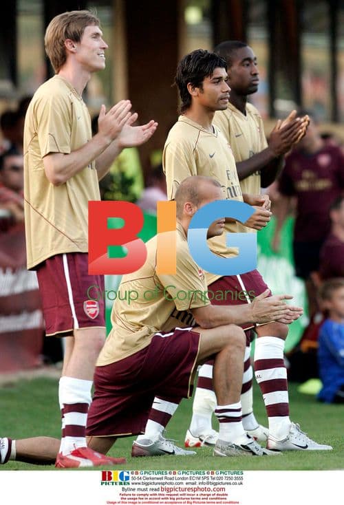 Eduardo Da Silva trains with Arsenal in Austria