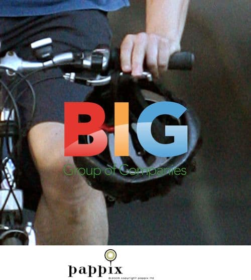 David Cameron Cycles Through Red Light