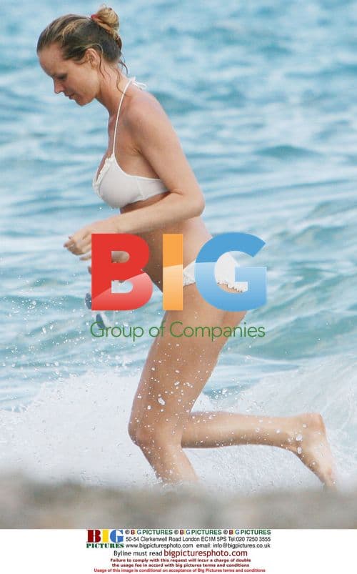 Eva Herzigova and boyfriend relax in Portofino