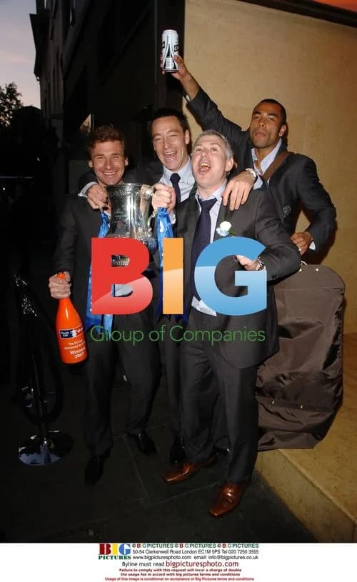 Chelsea players at 2007 FA Cup celebration
