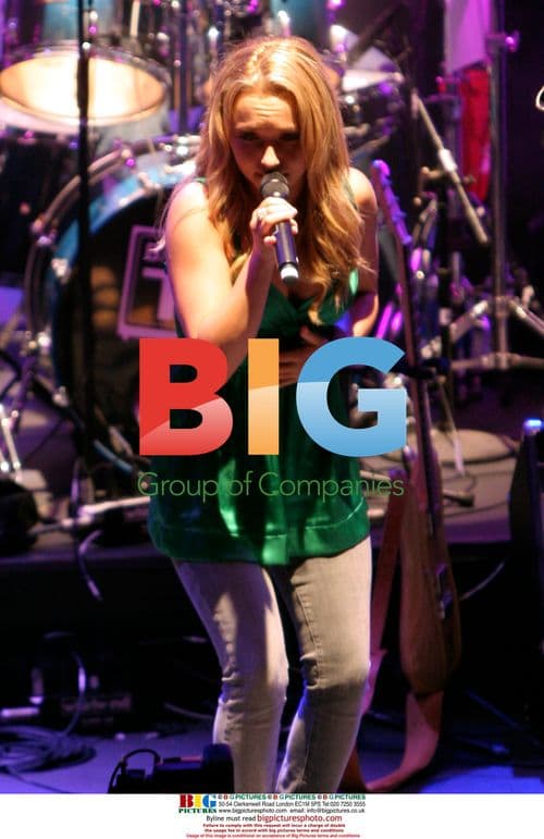 Hayden Panettiere and Stephen Colletti at Orange County Flyers Game