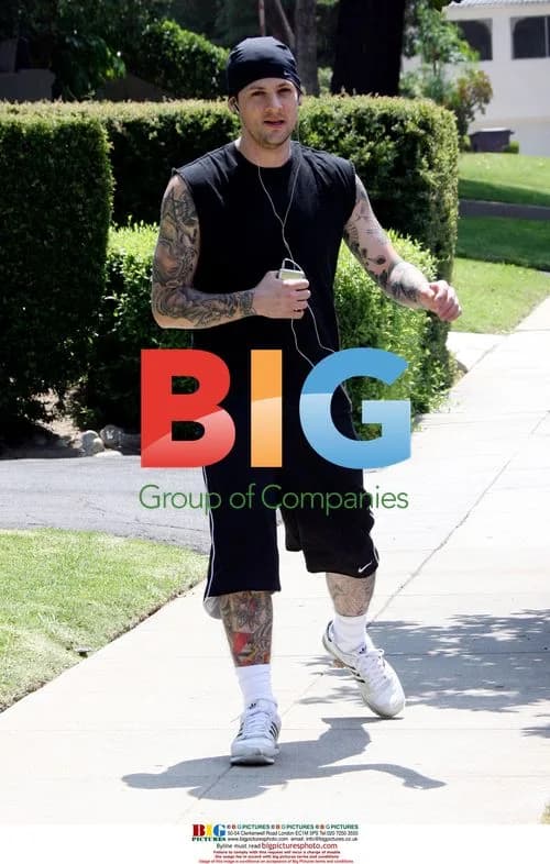 Joel Madden Goes for a Jog