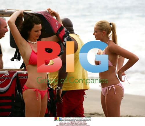 Glamour Models Sail in Spain