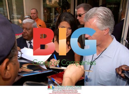 Catherine Zeta-Jones signs autographs