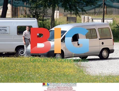 Claudia Schiffer's father dies after golf in Bitche