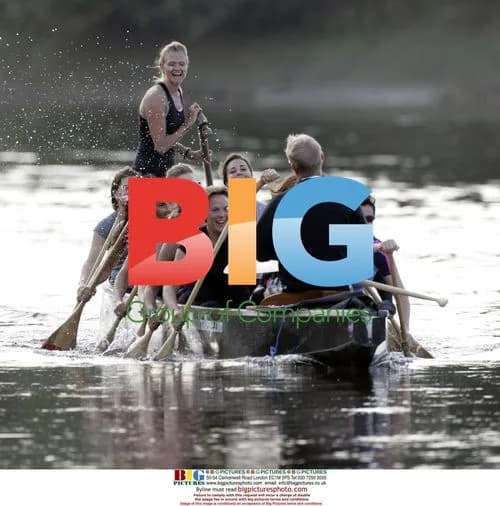 Kate Middleton Trains on the Thames