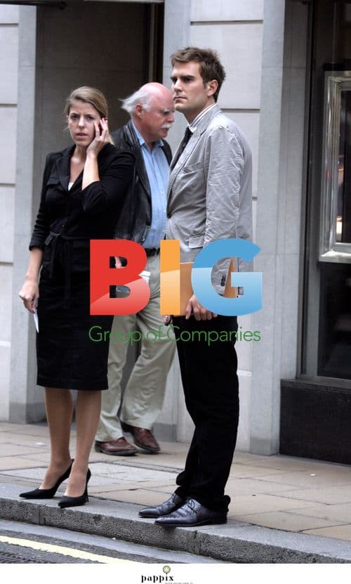 Oscar Humphries out in London