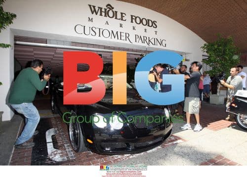 Victoria Beckham Goes Shopping