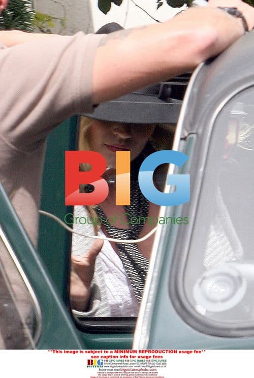 Kate Moss Gets Into Cab After Rumored Split