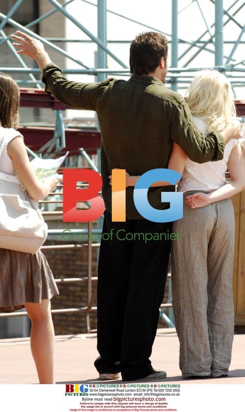 Woody Allen films in Barcelona with Bardem, Johansson, Hall