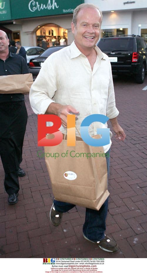 Kelsey Grammer shopping in Malibu