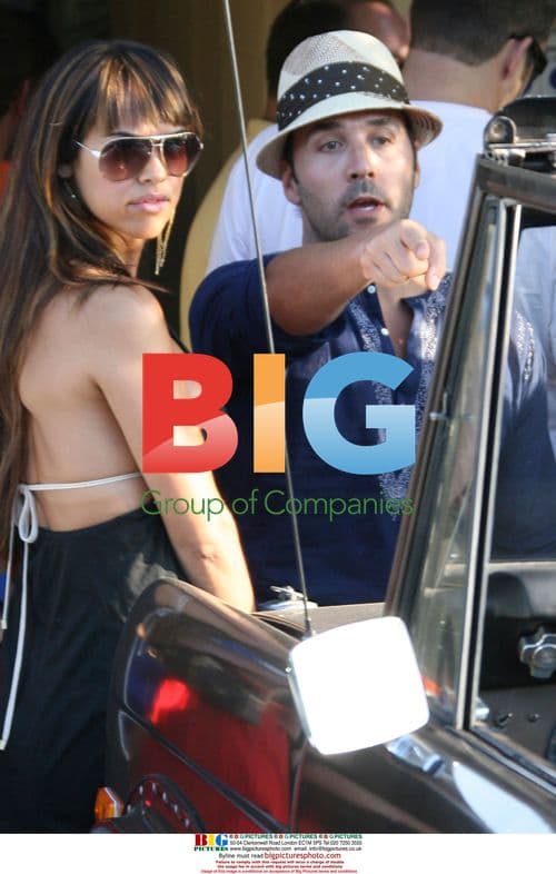 Jeremy Piven and date at Malibu party