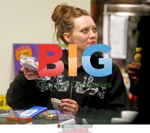 Hilary Duff Midnight Junk Food Stop Off