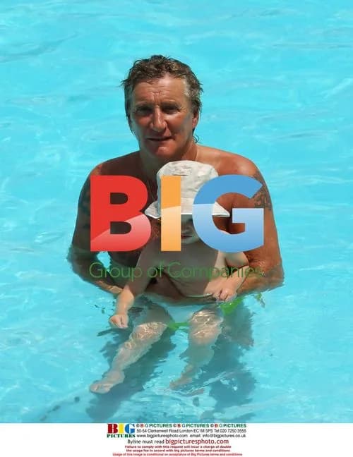 Rod Stewart and Family Poolside in France