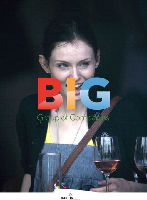 Sophie Ellis-Bextor Spending Time with Husband