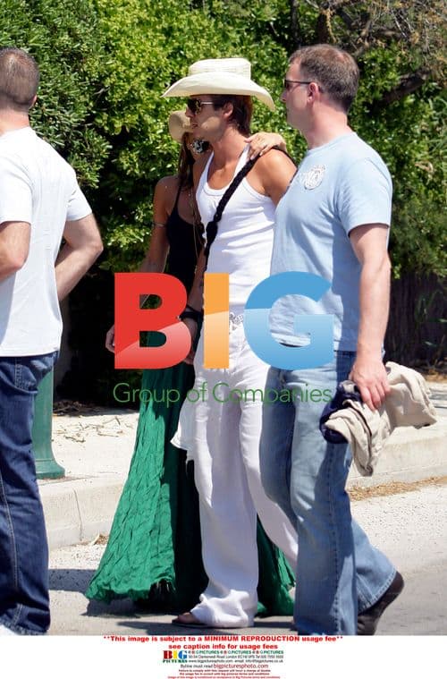 David Beckham and Victoria Arriving at Club 55