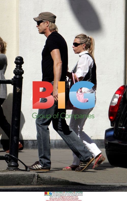 Leslie Ash and Lee Chapman shopping in London