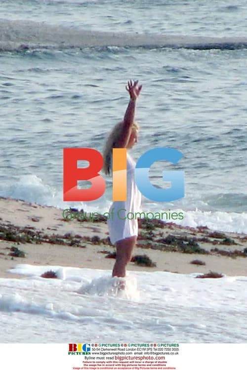 Britney Spears on Mexico Vacation