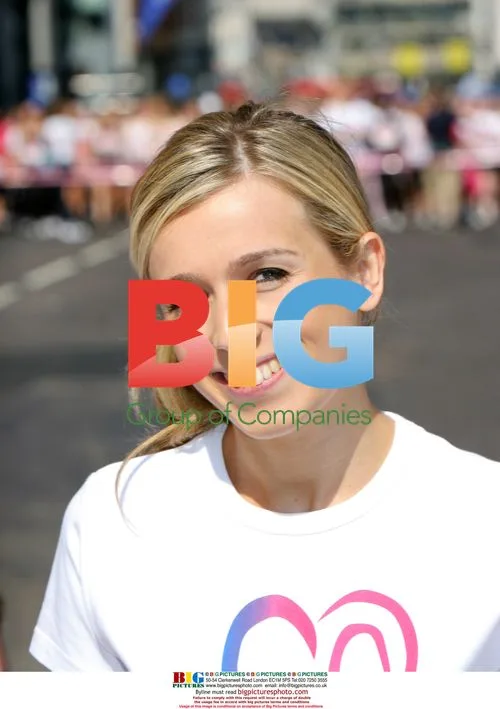 Lara Lewington at Cancer Research UK Race
