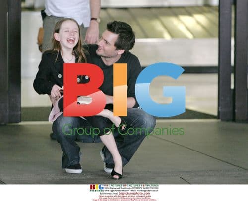 Kate Beckinsale and Family Arrive at LAX