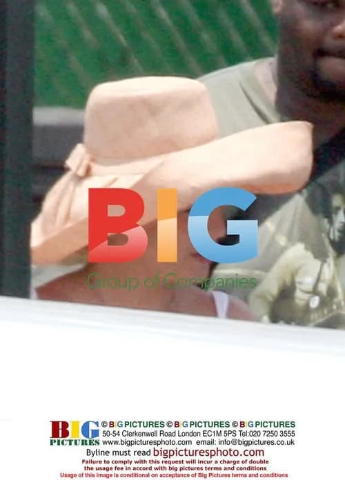 Britney Spears Leaves Puerto Vallarta Airport